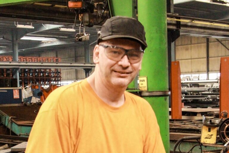 https://staging.wende.ch/wp-content/uploads/2025/06/Als-Gehorloser-zuruck-im-Arbeitsmarkt.jpg